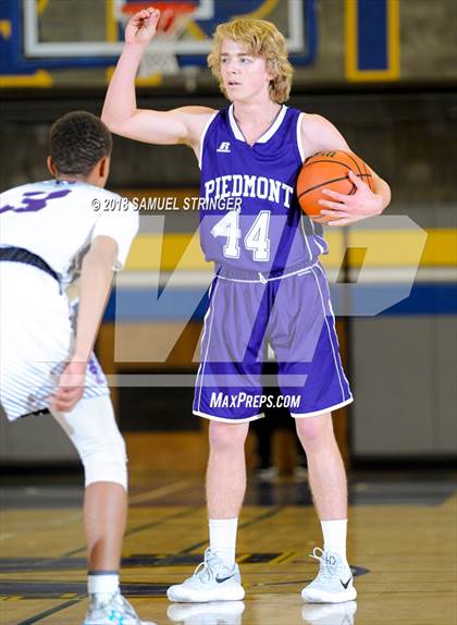 Thumbnail 3 in Piedmont vs. Envision Academy (MLK "I Have A Dream" Classic) photogallery.