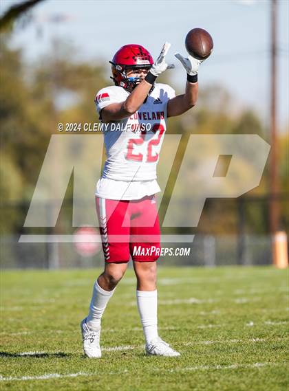 Thumbnail 3 in Loveland vs Dakota Ridge (CHSAA 4A 2nd round) photogallery.
