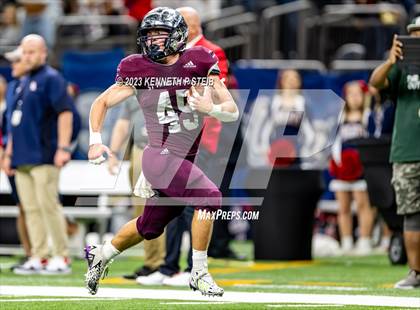 Thumbnail 2 in St. Thomas More vs. Lafayette Christian Academy (LHSAA Division II Select Final) photogallery.