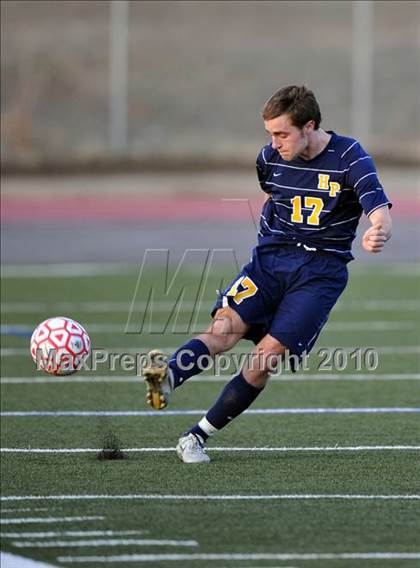Thumbnail 2 in Highland Park vs Northwest (Little Elm Invitational) photogallery.
