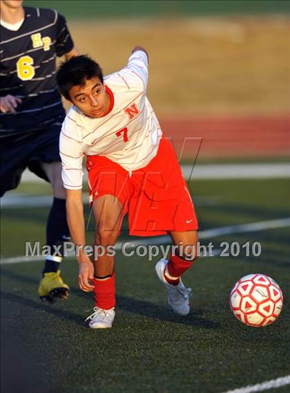 Thumbnail 1 in Highland Park vs Northwest (Little Elm Invitational) photogallery.
