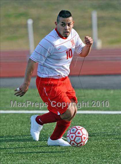 Thumbnail 2 in Highland Park vs Northwest (Little Elm Invitational) photogallery.