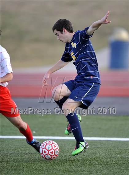 Thumbnail 3 in Highland Park vs Northwest (Little Elm Invitational) photogallery.