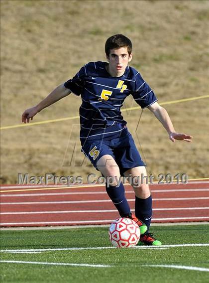 Thumbnail 3 in Highland Park vs Northwest (Little Elm Invitational) photogallery.