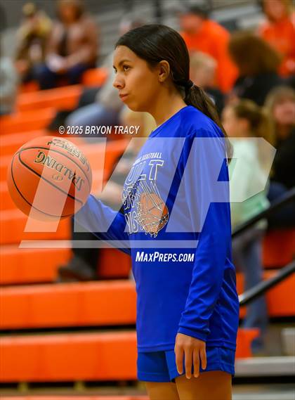 Thumbnail 2 in Las Animas @ Syracuse photogallery.