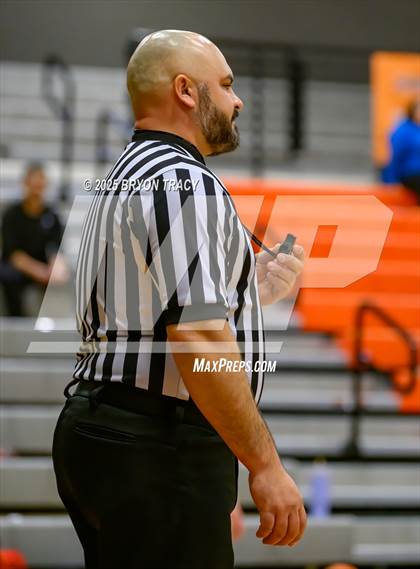 Thumbnail 2 in Las Animas @ Syracuse photogallery.