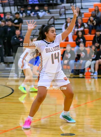 Thumbnail 2 in Las Animas @ Syracuse photogallery.