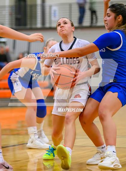 Thumbnail 3 in Las Animas @ Syracuse photogallery.