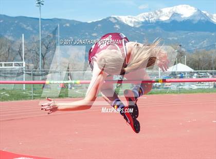 Thumbnail 2 in Doherty Spartan Invitational photogallery.