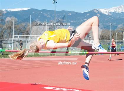 Thumbnail 2 in Doherty Spartan Invitational photogallery.