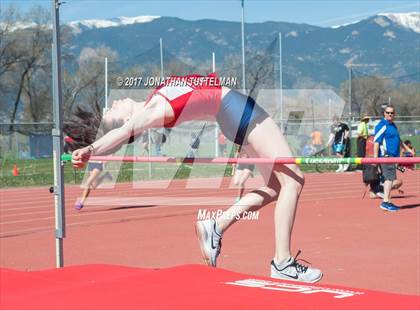 Thumbnail 2 in Doherty Spartan Invitational photogallery.