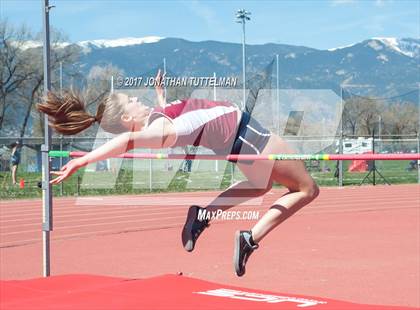 Thumbnail 2 in Doherty Spartan Invitational photogallery.