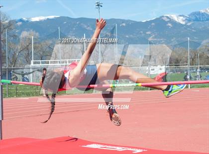 Thumbnail 3 in Doherty Spartan Invitational photogallery.