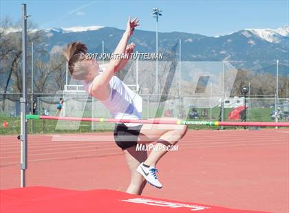 Thumbnail 2 in Doherty Spartan Invitational photogallery.