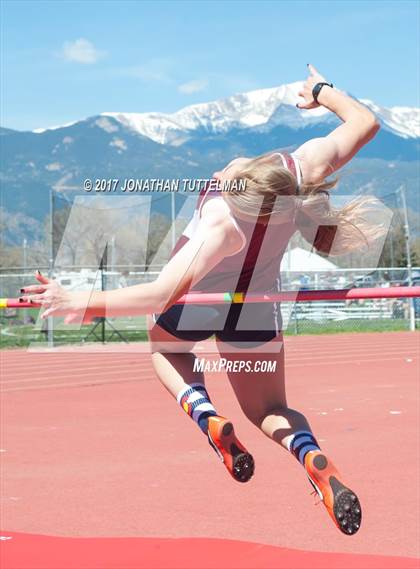 Thumbnail 1 in Doherty Spartan Invitational photogallery.
