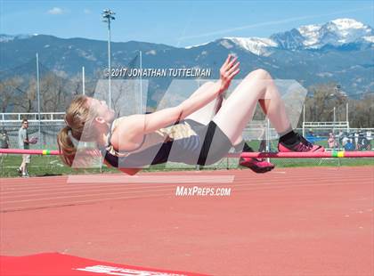 Thumbnail 2 in Doherty Spartan Invitational photogallery.