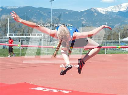Thumbnail 3 in Doherty Spartan Invitational photogallery.