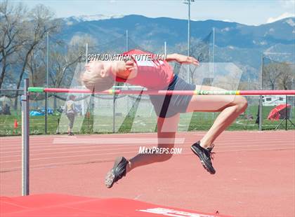 Thumbnail 3 in Doherty Spartan Invitational photogallery.