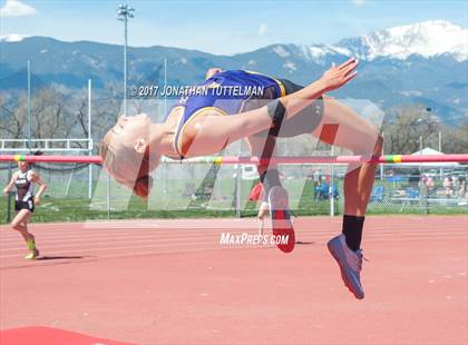Thumbnail 2 in Doherty Spartan Invitational photogallery.
