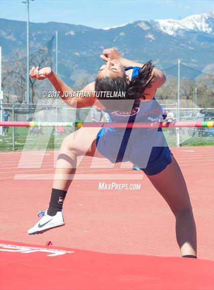 Thumbnail 2 in Doherty Spartan Invitational photogallery.