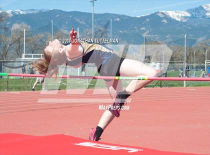 Thumbnail 3 in Doherty Spartan Invitational photogallery.