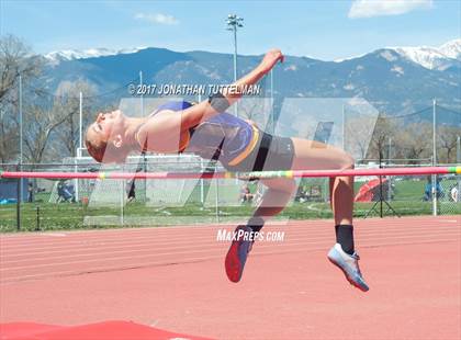 Thumbnail 2 in Doherty Spartan Invitational photogallery.