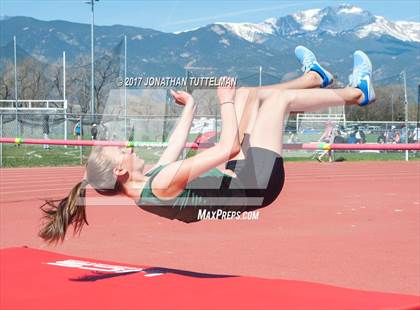 Thumbnail 3 in Doherty Spartan Invitational photogallery.