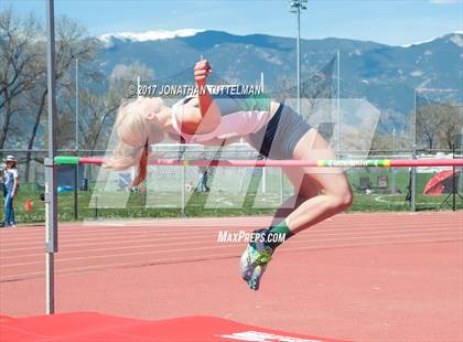 Thumbnail 3 in Doherty Spartan Invitational photogallery.