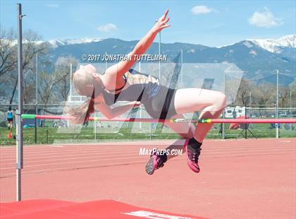 Thumbnail 2 in Doherty Spartan Invitational photogallery.
