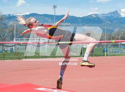 Thumbnail 2 in Doherty Spartan Invitational photogallery.