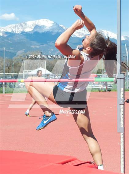 Thumbnail 1 in Doherty Spartan Invitational photogallery.