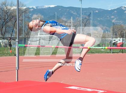 Thumbnail 3 in Doherty Spartan Invitational photogallery.