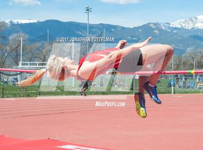 Thumbnail 2 in Doherty Spartan Invitational photogallery.