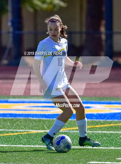 Thumbnail 2 in Norte Dame vs Prospect (CIF CCS D2 Quaterfinal) photogallery.