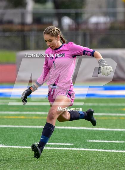 Thumbnail 2 in Norte Dame vs Prospect (CIF CCS D2 Quaterfinal) photogallery.