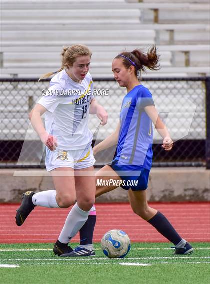 Thumbnail 2 in Norte Dame vs Prospect (CIF CCS D2 Quaterfinal) photogallery.