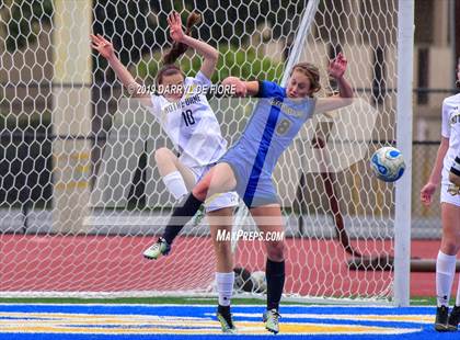 Thumbnail 2 in Norte Dame vs Prospect (CIF CCS D2 Quaterfinal) photogallery.