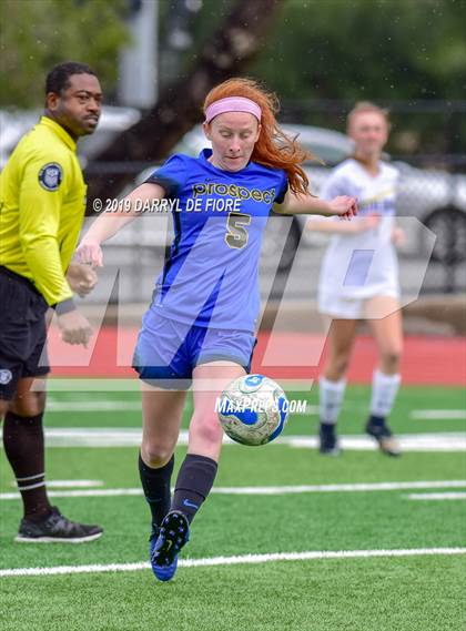 Thumbnail 2 in Norte Dame vs Prospect (CIF CCS D2 Quaterfinal) photogallery.