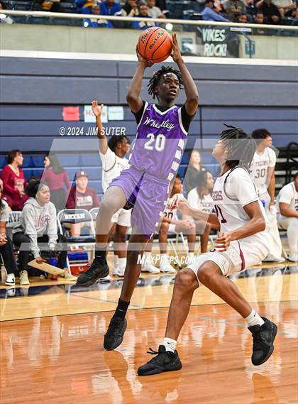 Thumbnail 1 in Silsbee vs Wheatley (UIL 4A Reg III Semifinal) photogallery.