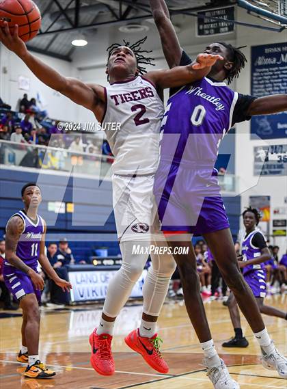 Thumbnail 2 in Silsbee vs Wheatley (UIL 4A Reg III Semifinal) photogallery.