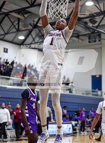 Thumbnail 1 in Silsbee vs Wheatley (UIL 4A Reg III Semifinal) photogallery.