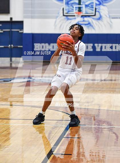 Thumbnail 3 in Silsbee vs Wheatley (UIL 4A Reg III Semifinal) photogallery.