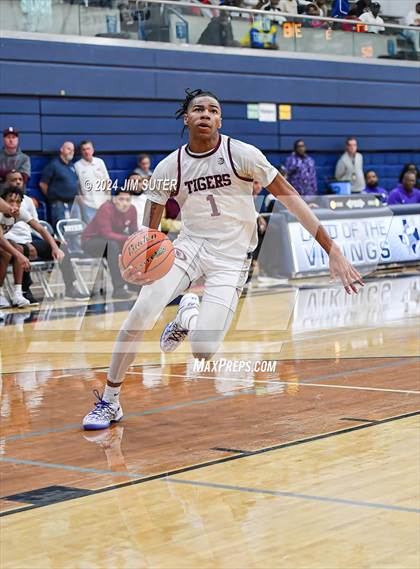 Thumbnail 3 in Silsbee vs Wheatley (UIL 4A Reg III Semifinal) photogallery.