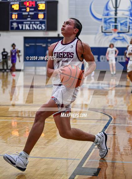 Thumbnail 2 in Silsbee vs Wheatley (UIL 4A Reg III Semifinal) photogallery.