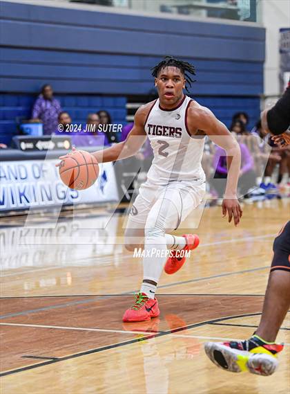 Thumbnail 1 in Silsbee vs Wheatley (UIL 4A Reg III Semifinal) photogallery.
