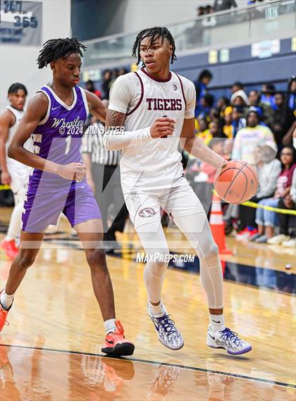 Thumbnail 3 in Silsbee vs Wheatley (UIL 4A Reg III Semifinal) photogallery.