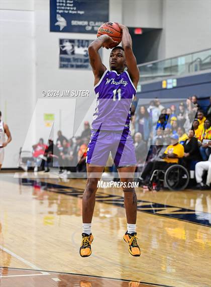 Thumbnail 3 in Silsbee vs Wheatley (UIL 4A Reg III Semifinal) photogallery.