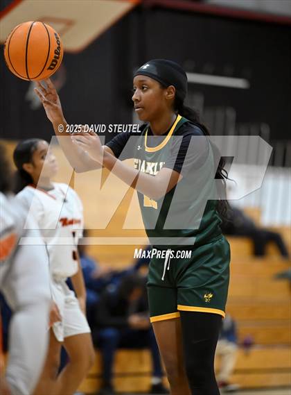 Thumbnail 3 in Franklin vs. Foothill (916 vs. 209 Challenge) photogallery.