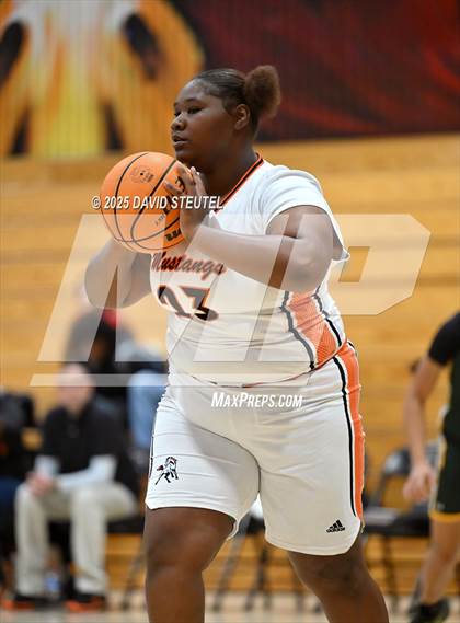 Thumbnail 1 in Franklin vs. Foothill (916 vs. 209 Challenge) photogallery.