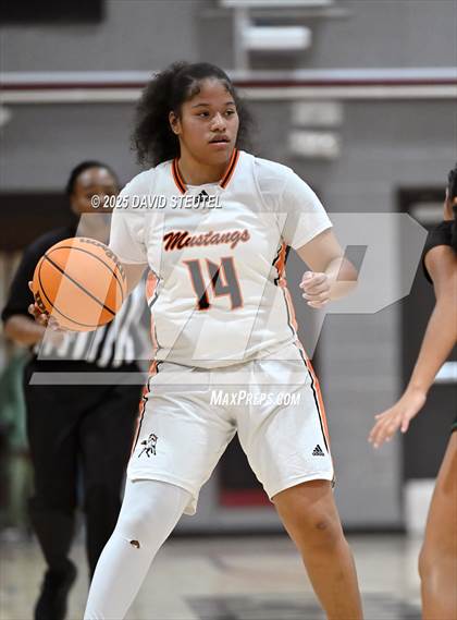 Thumbnail 3 in Franklin vs. Foothill (916 vs. 209 Challenge) photogallery.